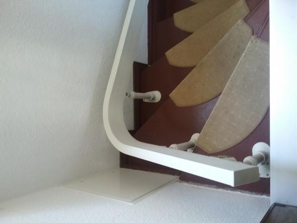 Acorn Acorn 80 Kurvenlift-Treppenlift | Bild 3