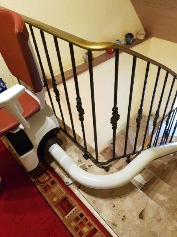 ThyssenKrupp Thyssen Krupp Treppenlift Flow Comfort II A | Bild 2