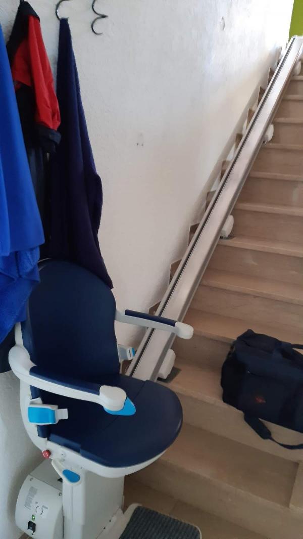 Handicare (ehemals Freelift) Treppenlift | Bild 4