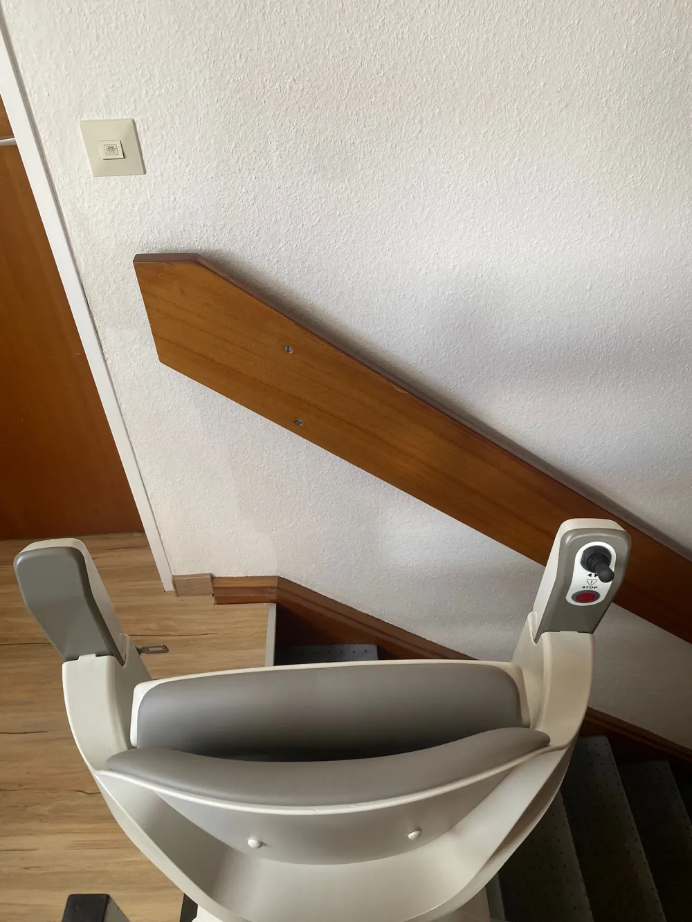 ThyssenKrupp Home Glide Treppenlift | Bild 2