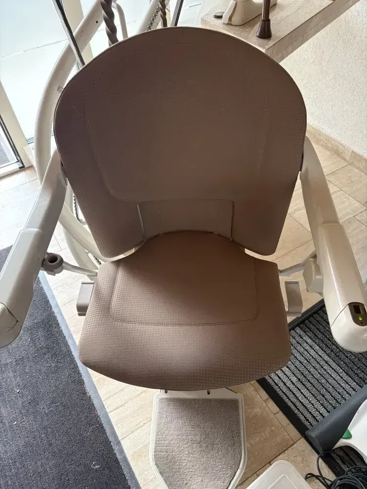 Gut erhaltener Treppenlift von Liftstar