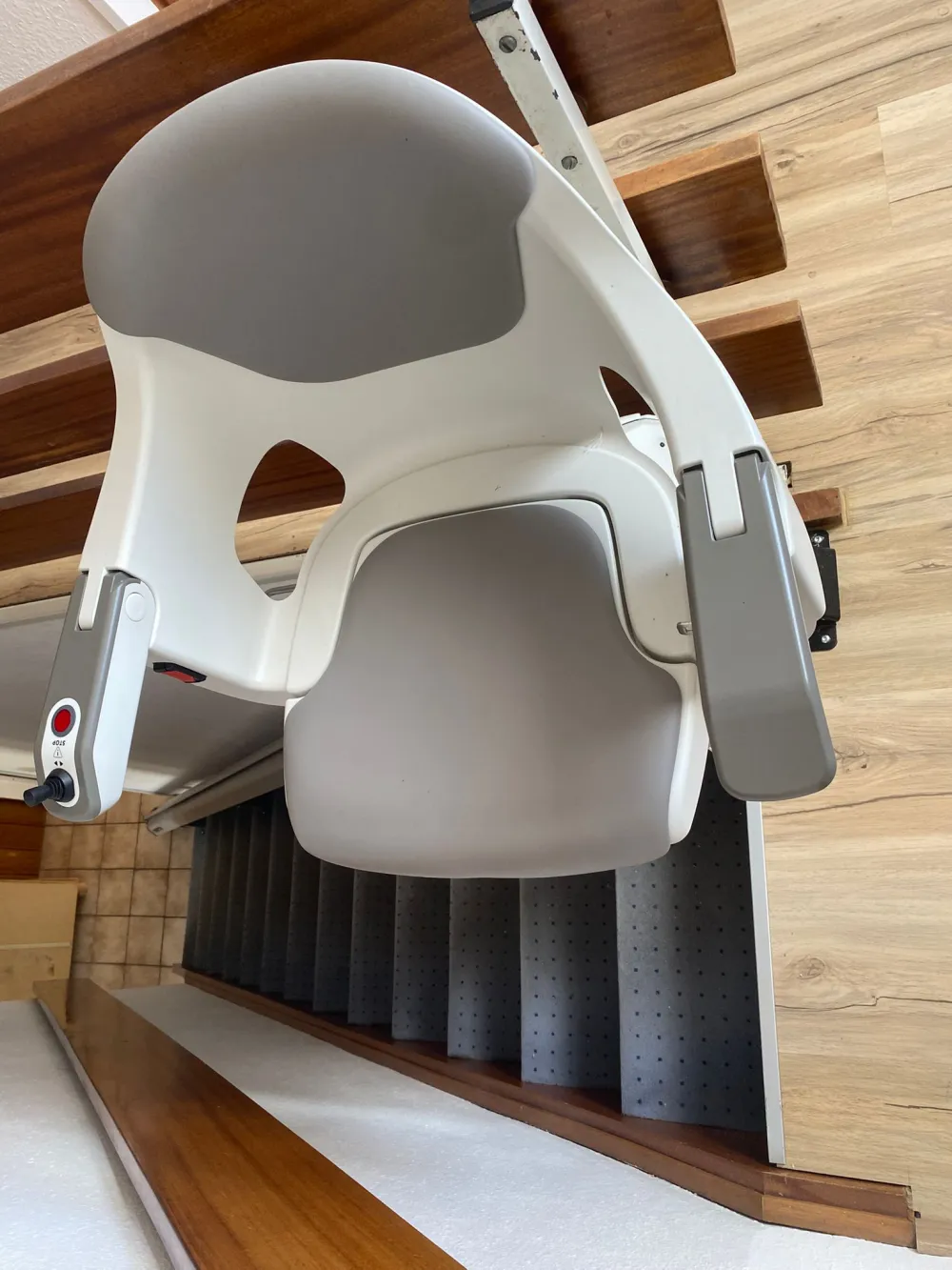 ThyssenKrupp Home Glide Treppenlift | Bild 5